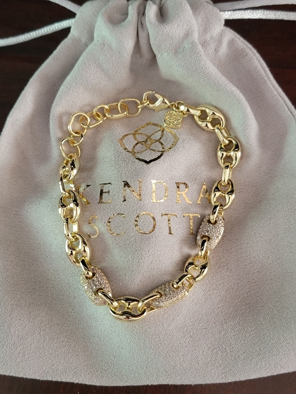 Kendra Scott Bailey White CZ Pave Chain Bracelet Gold NWOT - Picture 3 of 3